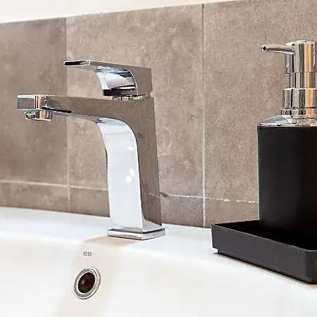 Pregiata Con Bagno Privato - Blu Di Persia Hotel 2*